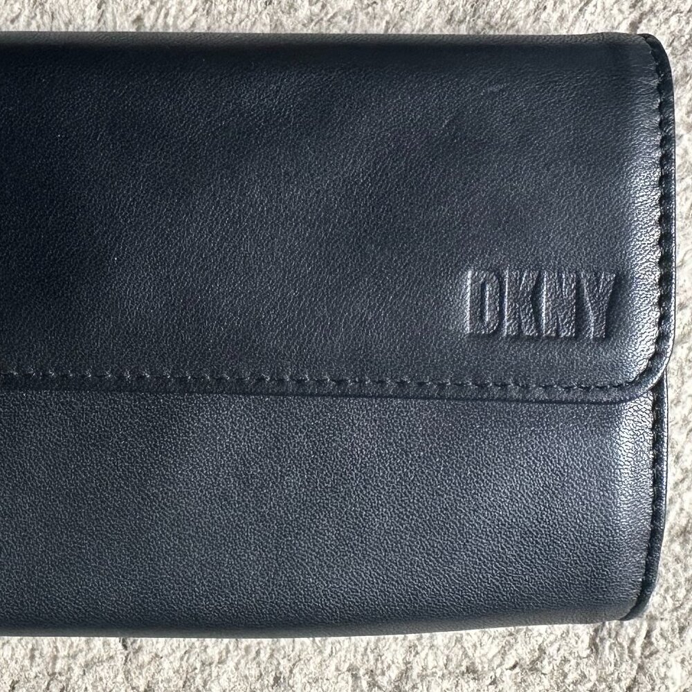 DKNY LARGE LEATHER WALLET MULTI POCKETS BLACK